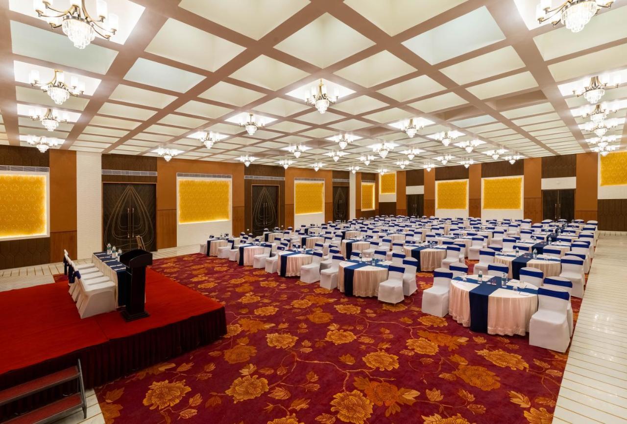 Ramee Royal Resort & Spa - Udaipur Exterior foto