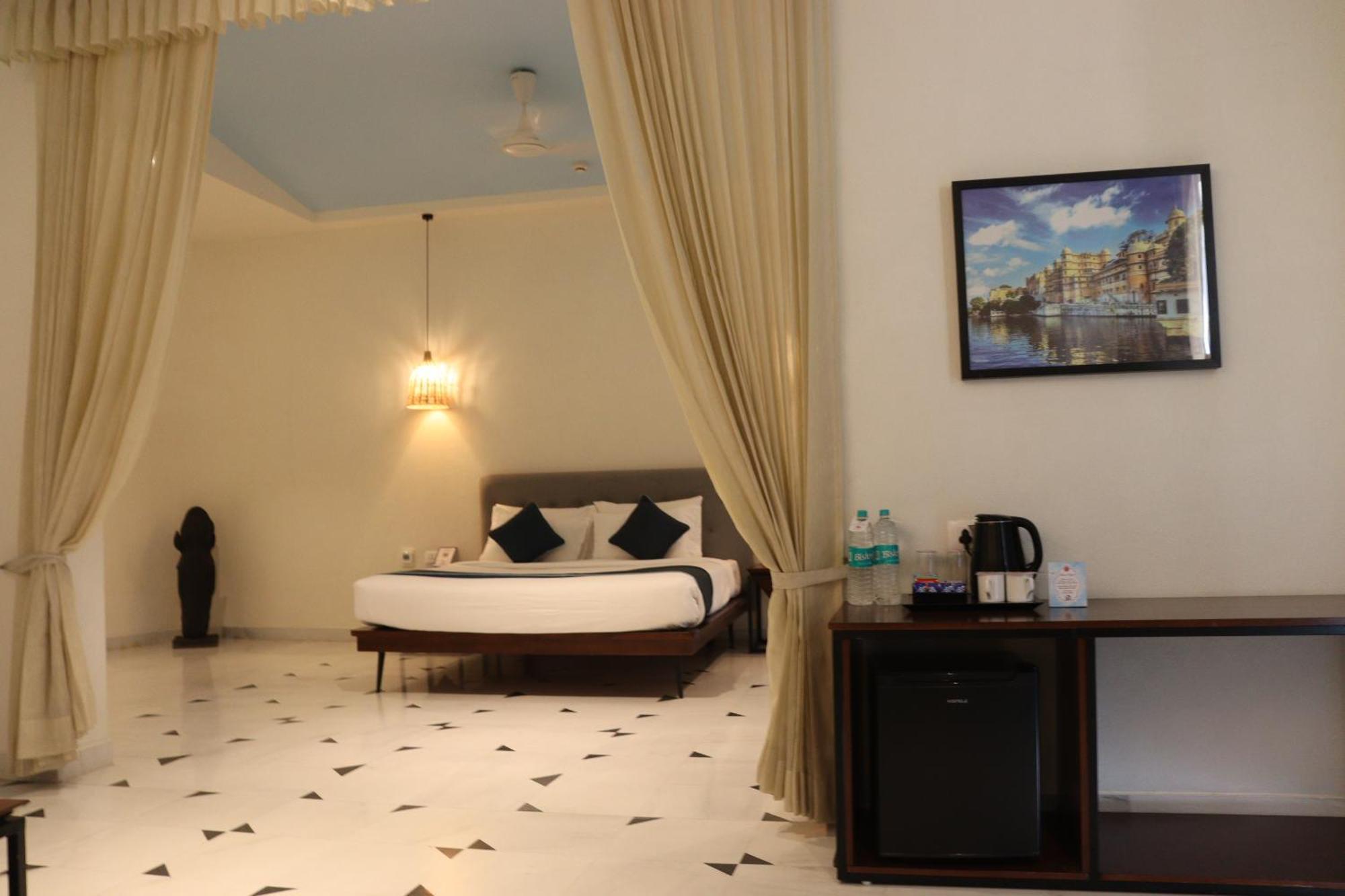 Ramee Royal Resort & Spa - Udaipur Exterior foto